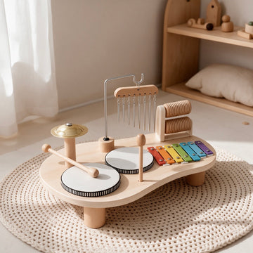 Manche ergonomique en bois lisse facile à saisir par les petites mains