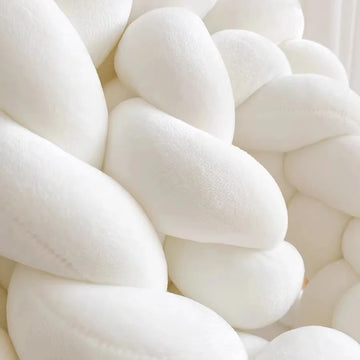 Tour de lit tressé 4 brins teintes élégantes pour berceau